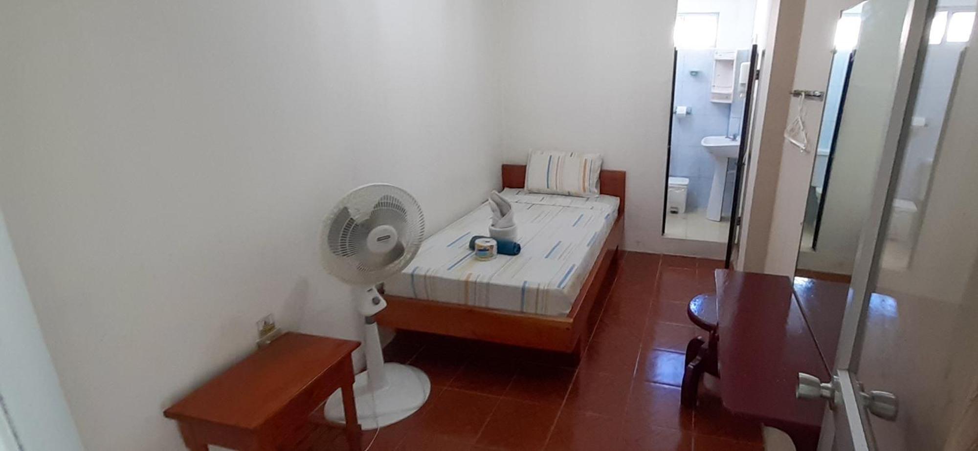 Historico Hostal Elizabeth Puerto Ayora  Ngoại thất bức ảnh