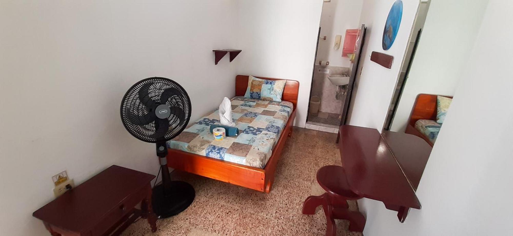Historico Hostal Elizabeth Puerto Ayora  Ngoại thất bức ảnh