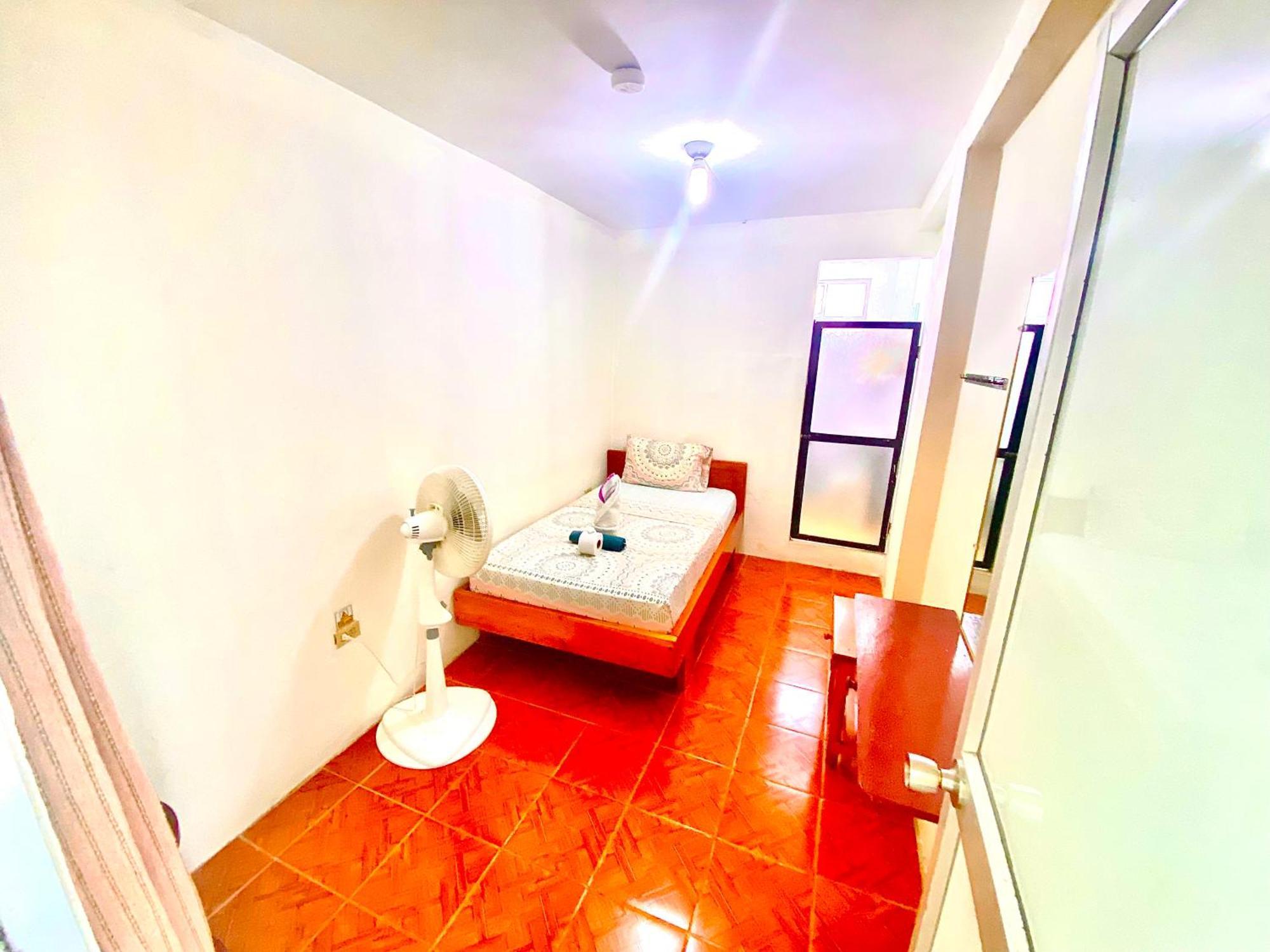 Historico Hostal Elizabeth Puerto Ayora  Ngoại thất bức ảnh